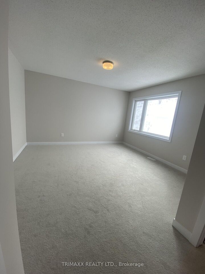 Property Photo:  690 Expansion Road  ON K2J 7G4 