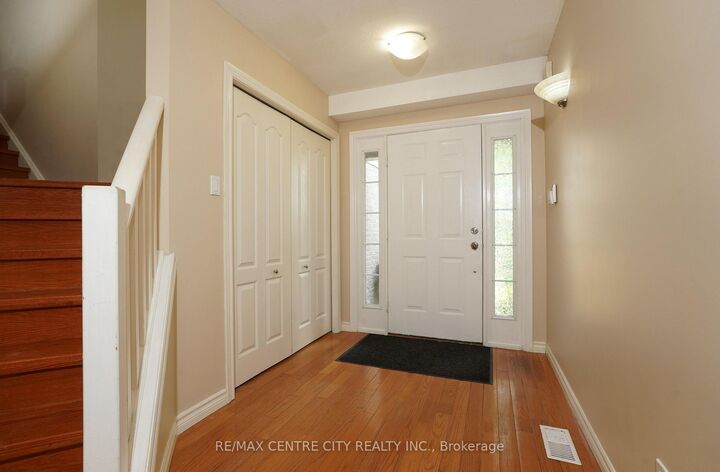 Property Photo:  742 Marigold Street  ON N5X 4J3 
