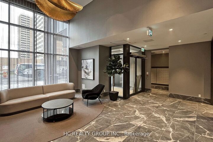 Property Photo:  286 Main Street Ph07  ON M4C 0B3 