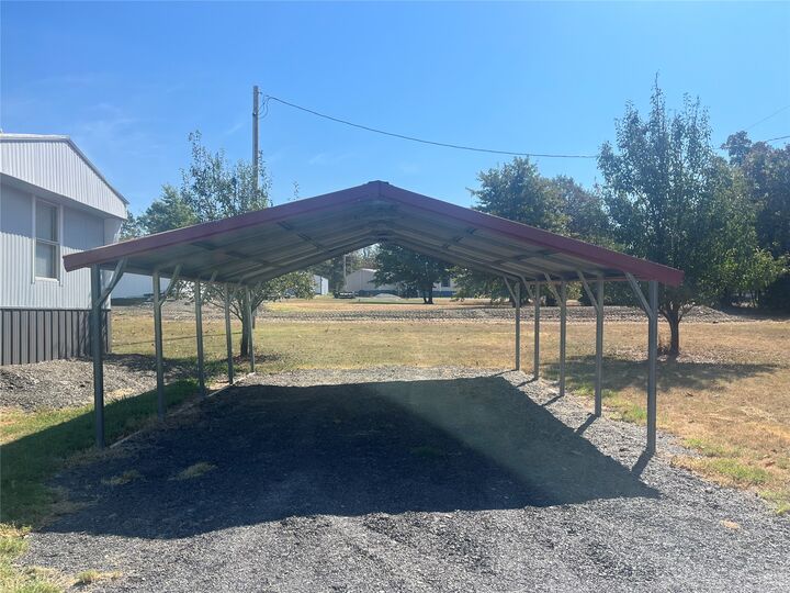 Property Photo:  428628 E 1133 Road  OK 74455 