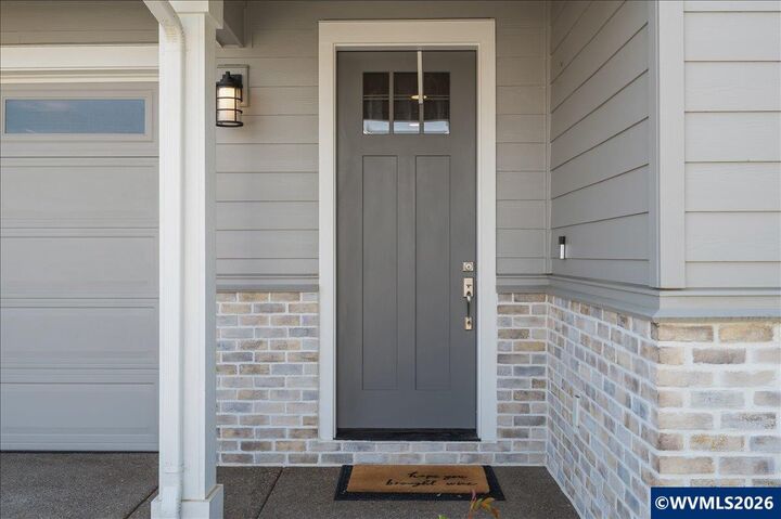 Property Photo:  2754 Inna Av NW  OR 97304 