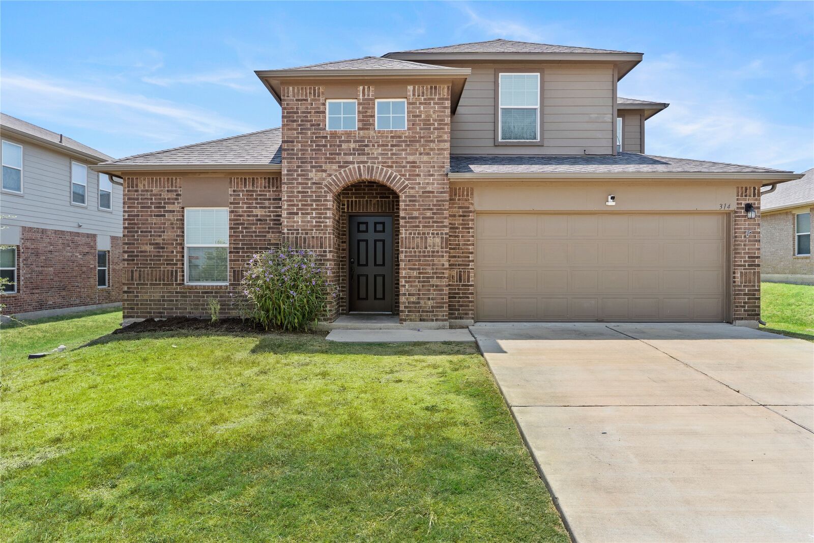 Property Photo: 314 Dusky Thrush Drive TX 78640