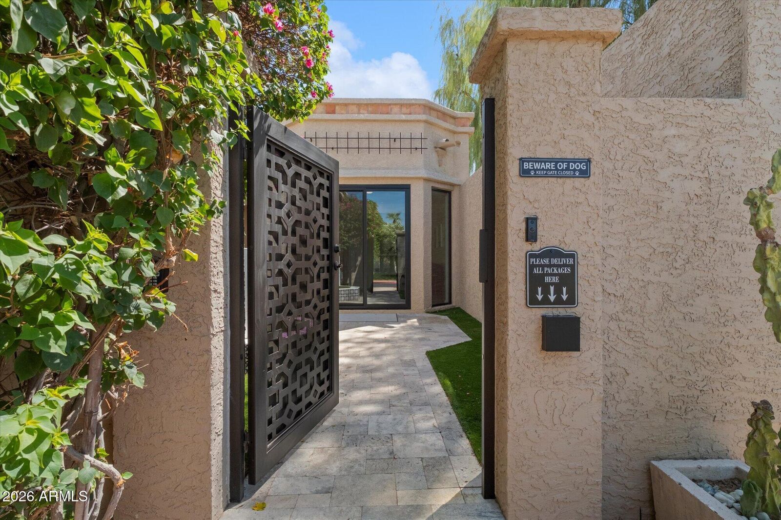 Property Photo:  8401 N 84th Place  AZ 85258 