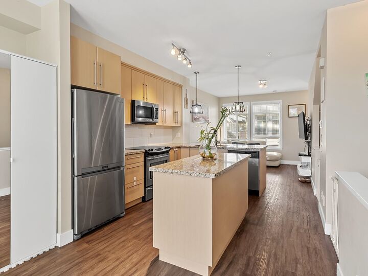 Property Photo:  8250 209B Street 25  BC V2Y 0J7 