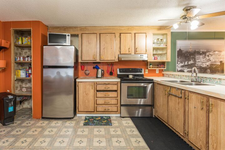 Property Photo:  145 King Edward Street 95  BC V3K 6L8 