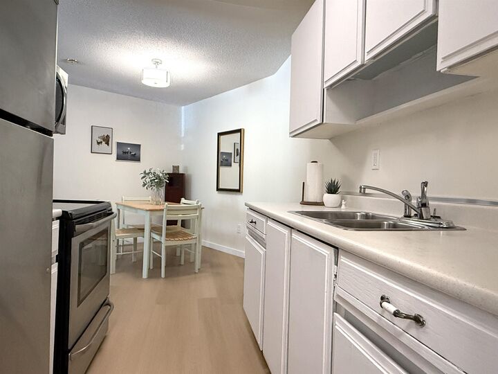 Property Photo:  15020 North Bluff Road 218  BC V4B 5A4 