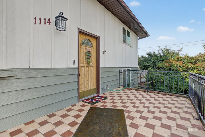 Property Photo: 1114 Alder Drive ID 83501