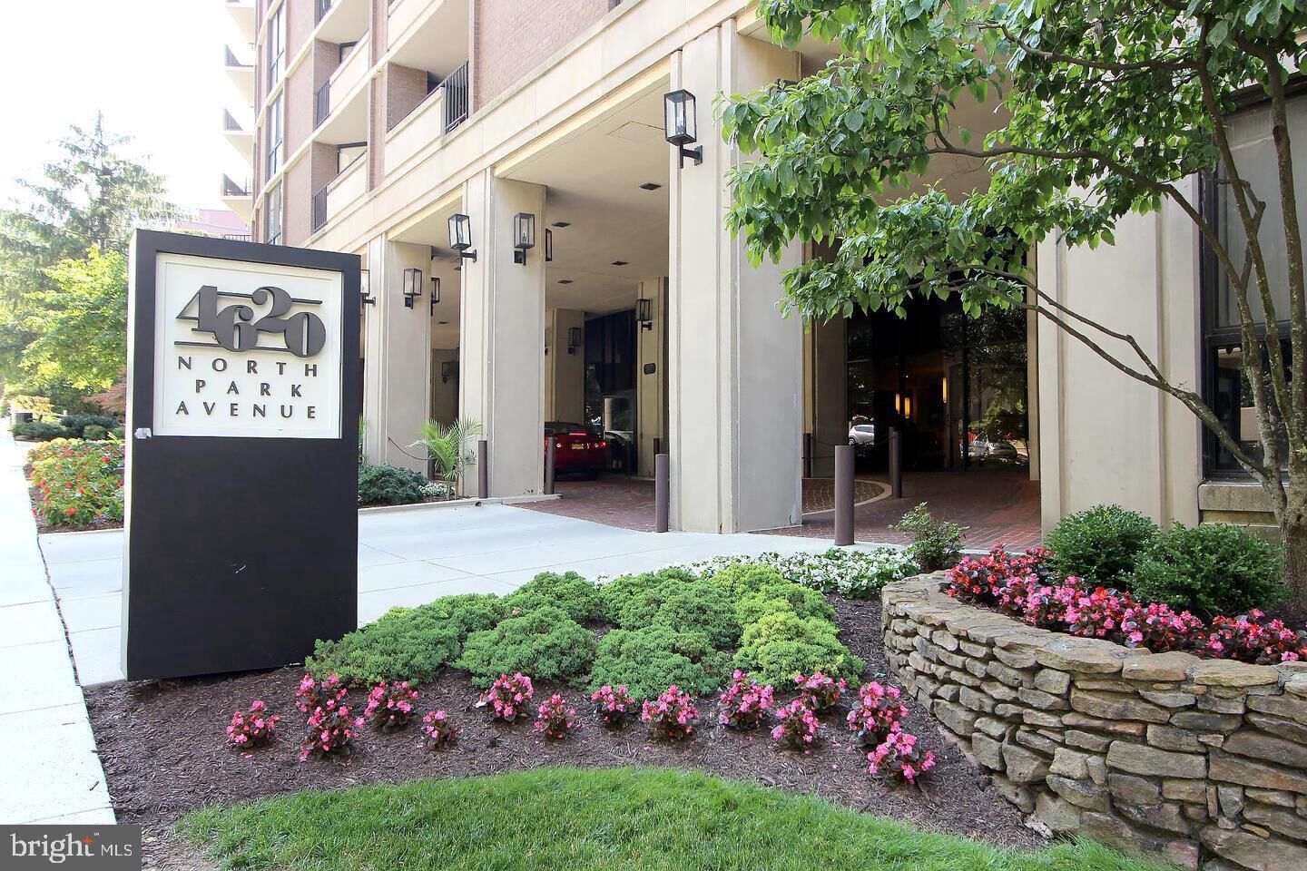 Property Photo:  4620 N Park Avenue 604E  MD 20815 