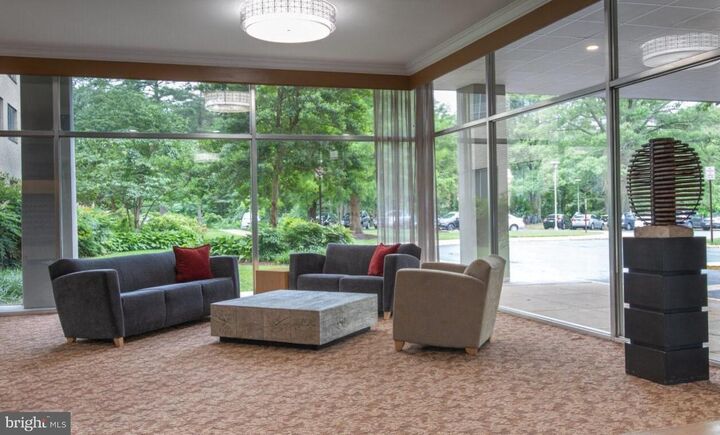 Property Photo:  6641 Wakefield Drive 105  VA 22307 