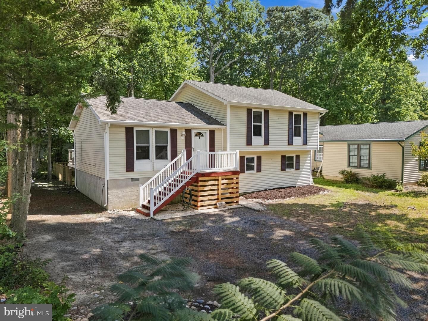 Property Photo: 25 Royal Oaks Drive MD 21811