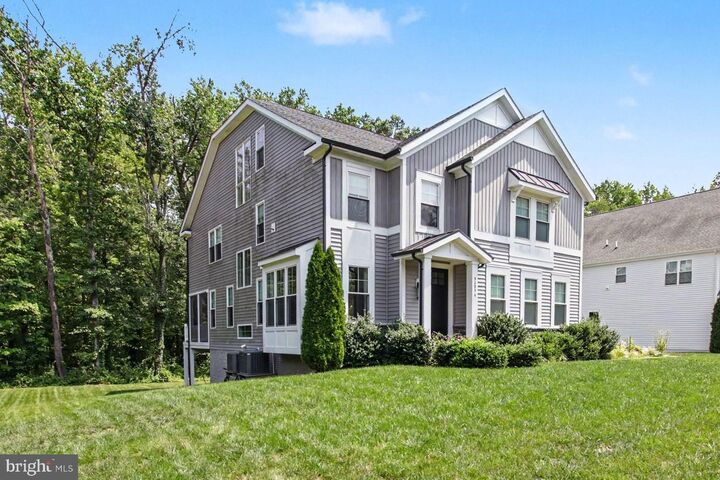 Property Photo:  9203-A Forest Haven Drive  VA 22309 