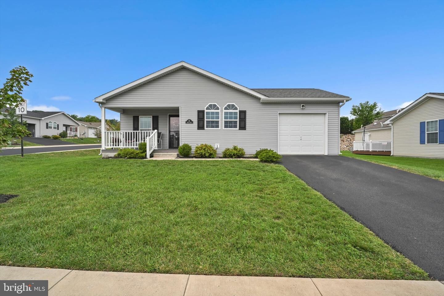 Property Photo:  25 Dawn Drive  PA 19518 