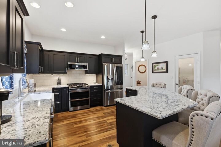Property Photo:  1084 Alden Way  PA 17042 
