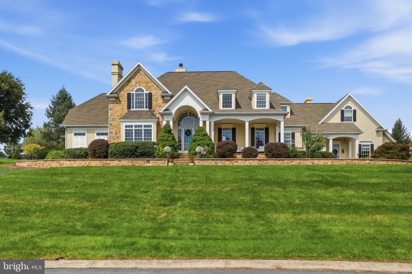 Property Photo: 1417 Brittany Drive PA 17404