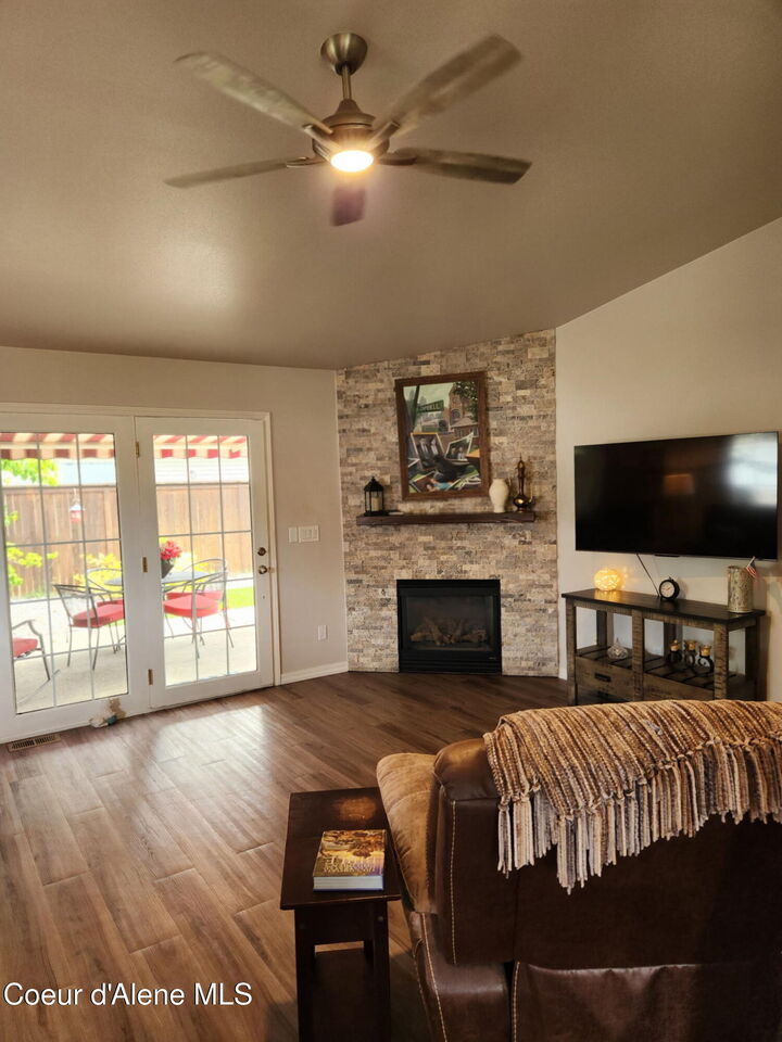 Property Photo: 190 E Jeffrey Pine Ln 2 ID 83815