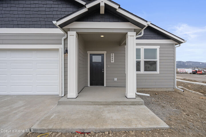 Property Photo:  2628 N Andromeda St  ID 83854 