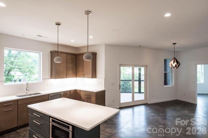 Property Photo:  33 Spooks Branch Road  NC 28804 