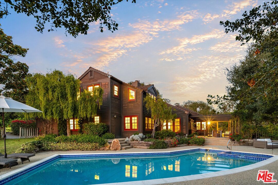 Property Photo: 4450 Via Esperanza CA 93110