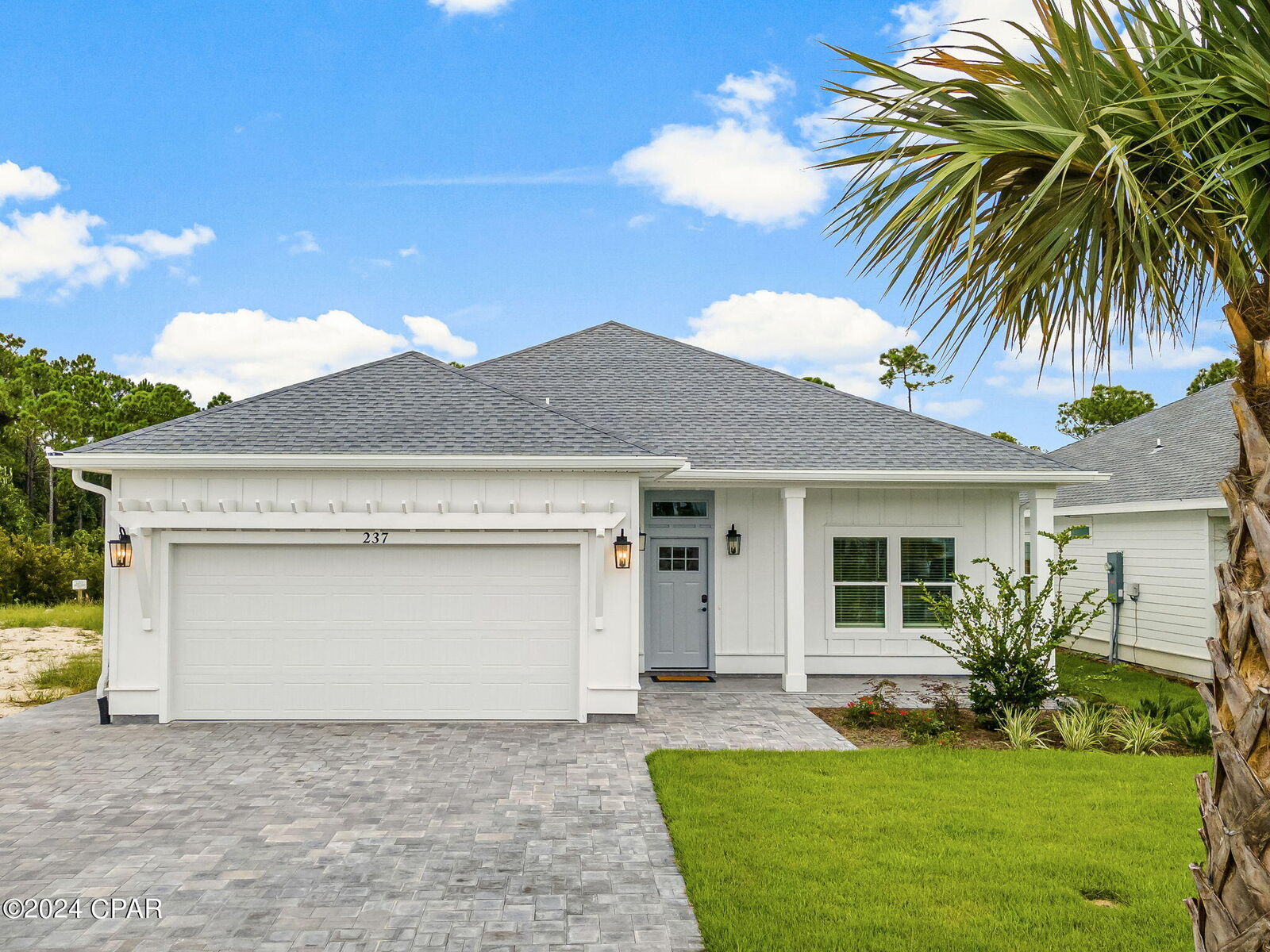 Property Photo: 237 N Wells Street FL 32413