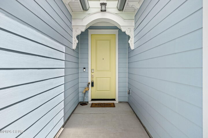 Property Photo:  8725 Weekend Drive  FL 32413 