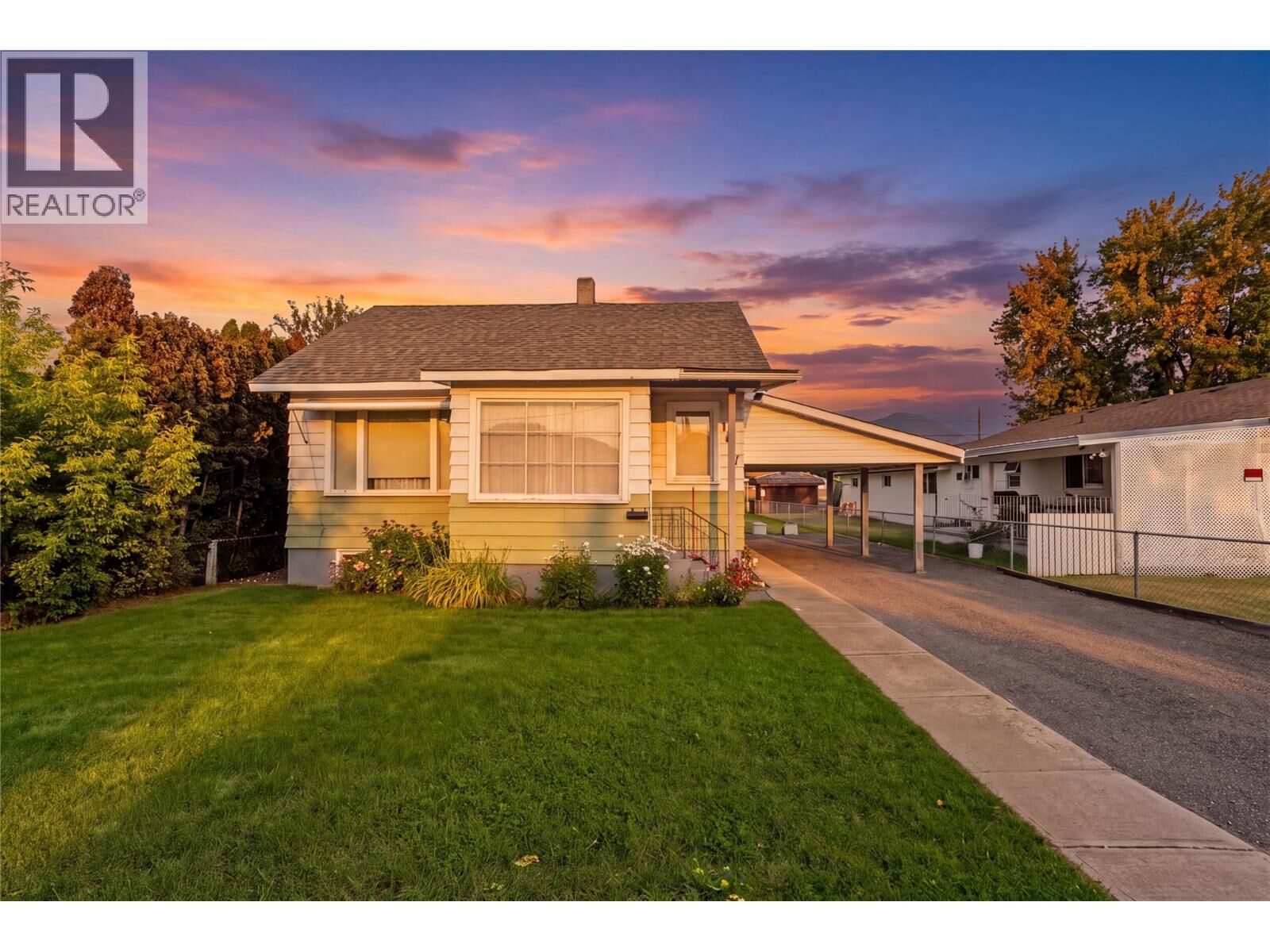 Property Photo: 1887 Granite Avenue BC V1K 1B8