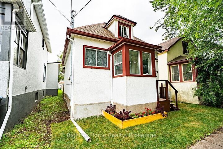 Property Photo:  75 Ontario Street  ON P7B 3G1 