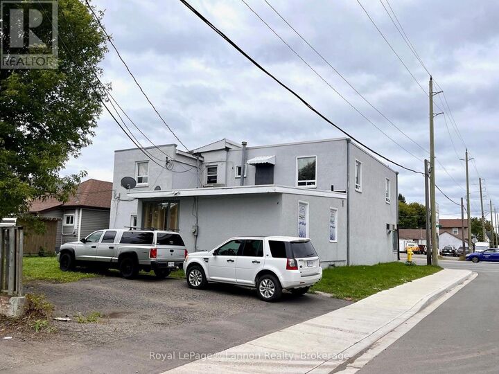 Property Photo:  320/322 May Street North  ON P7C 3P9 