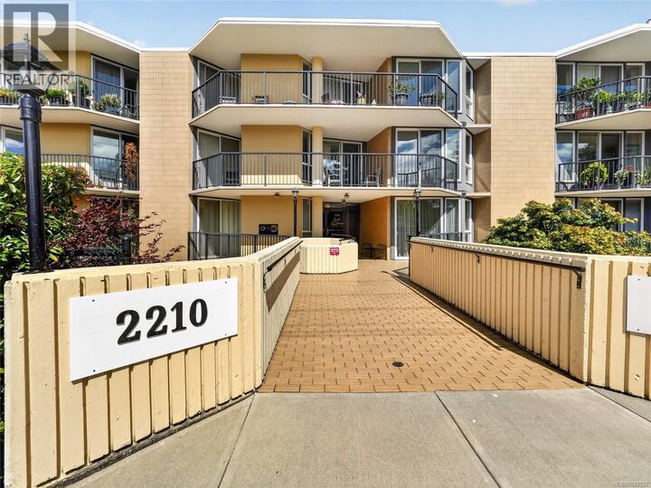 Property Photo:  2210 Cadboro Bay Road 201  BC V8R 5G9 