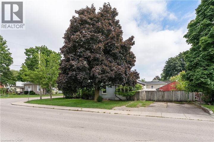 Property Photo:  314 Queen Street  ON N4S 1M1 