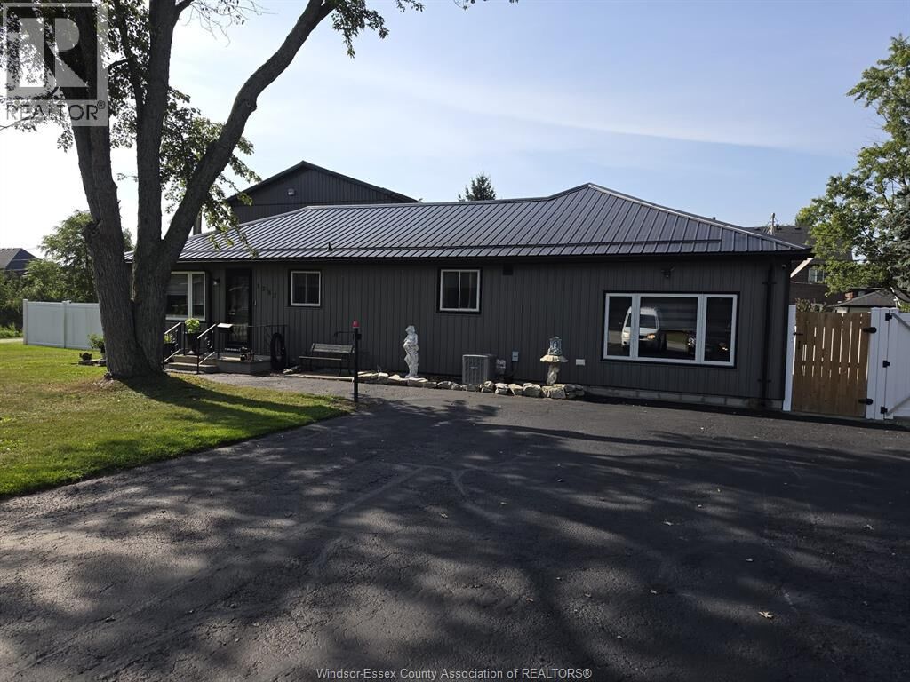 Property Photo:  1282 Stuart Boulevard Main  ON N9J 1Y4 