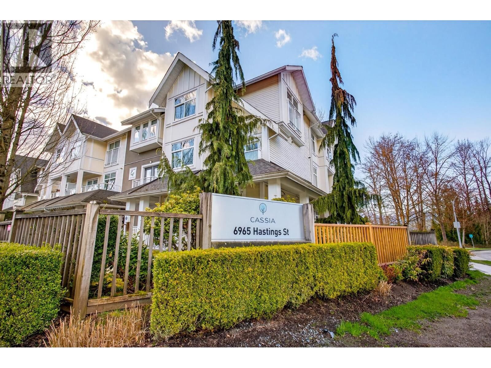 Property Photo: 6965 Hastings Street 8 BC V5B 1S9