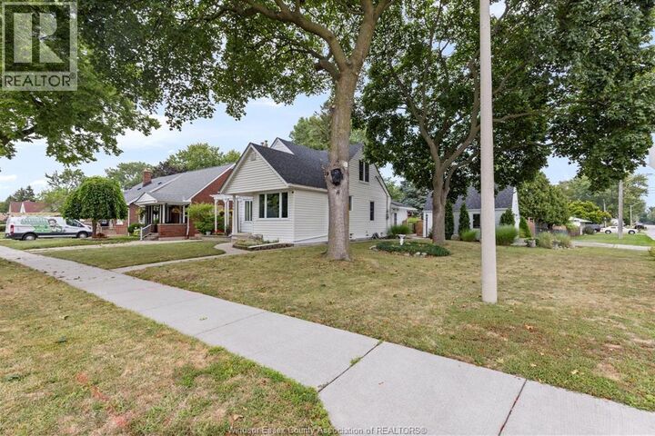 Property Photo:  890 Glidden  ON N8S 2N5 
