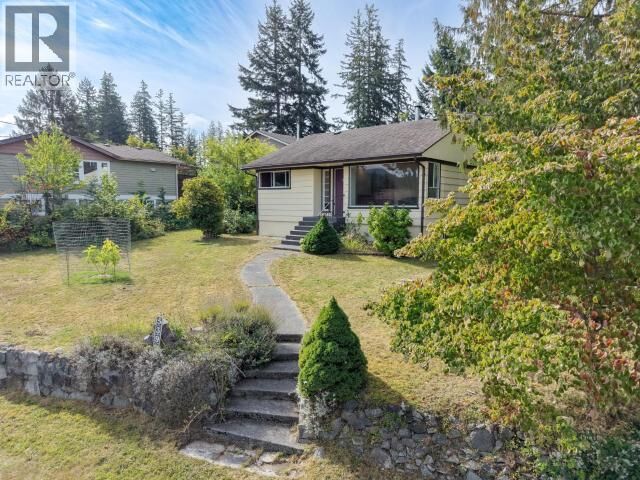 Property Photo:  5392 Dale Ave  BC V8A 3W2 