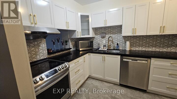 Property Photo:  2365 Kennedy Road 407  ON M1T 3S6 