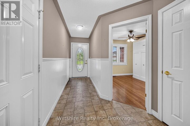 Property Photo:  33 Fairs Crescent  ON N4G 5W2 