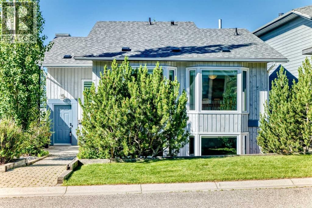 Property Photo: 31 Ranchridge Way Northwest AB T3G 1Z8