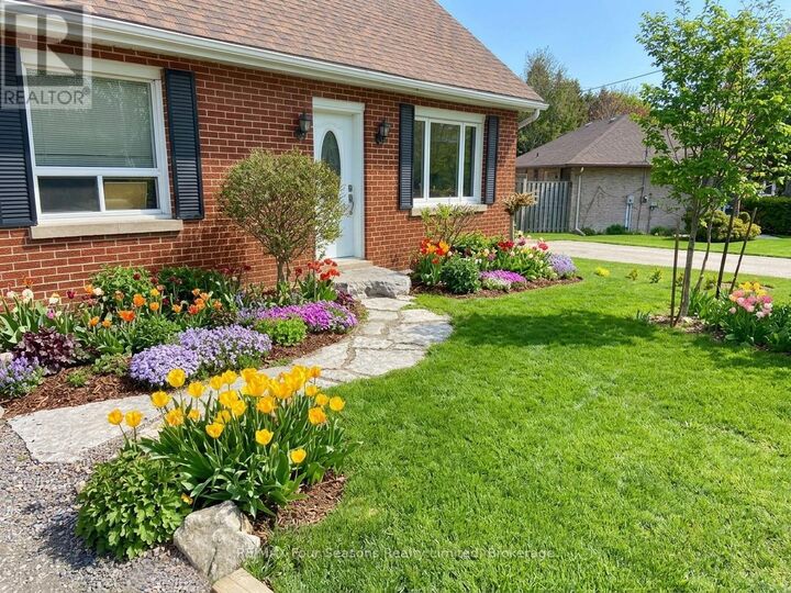 Property Photo:  50 Amaranth Street West  ON L9W 5M5 