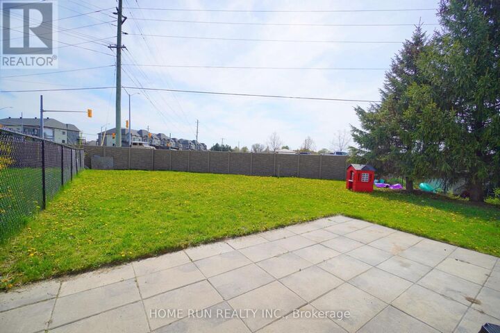 Property Photo:  40 Crampton Drive  ON K7C 4P7 