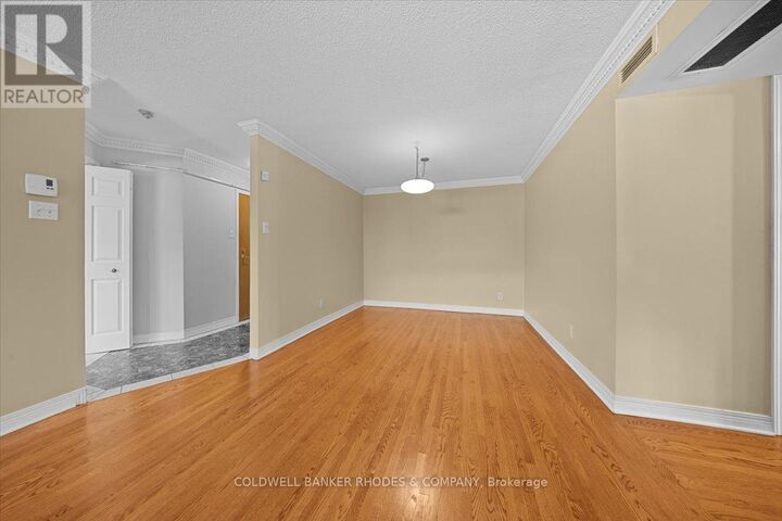Property Photo:  939 North River Road 205  ON K1K 3V2 