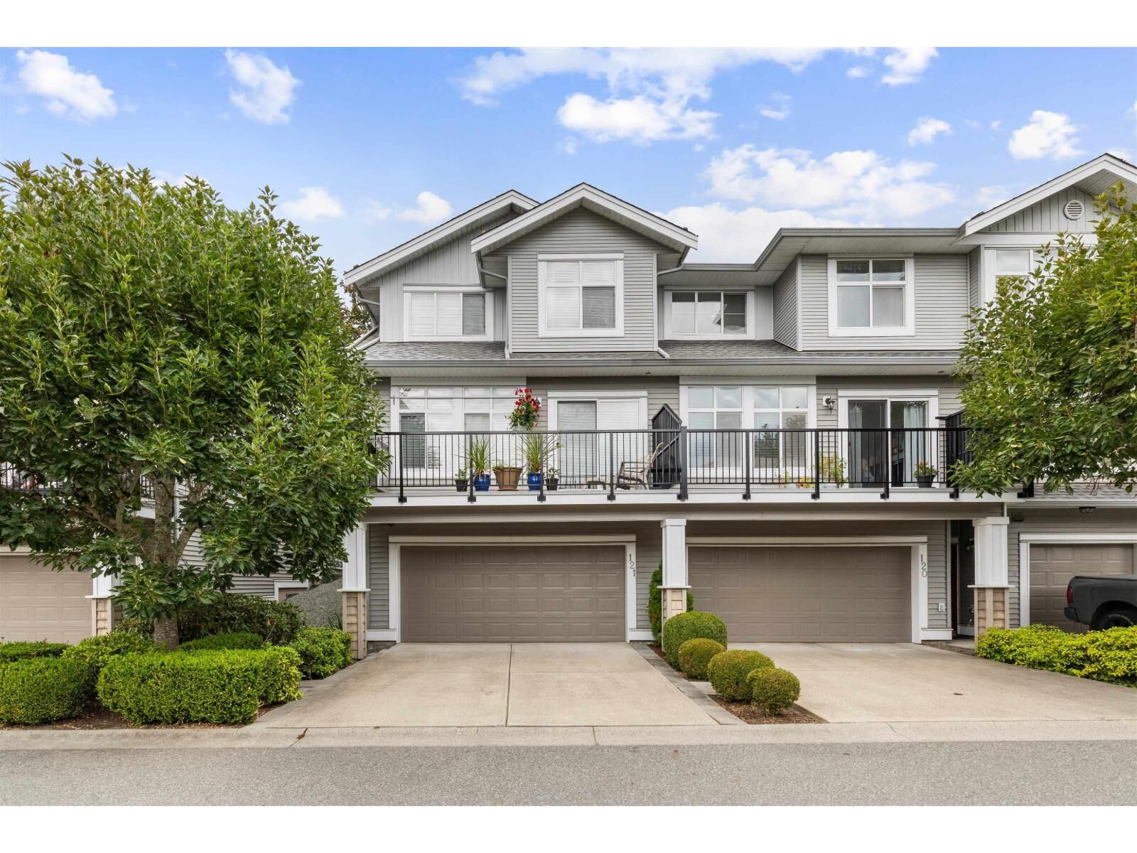 Photo de la propriété:  20449 66 Avenue 121  BC V2Y 3C1 