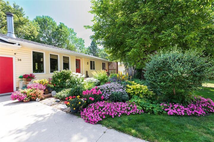 Property Photo: 36 Poplar Crescent MB R5G 0H5