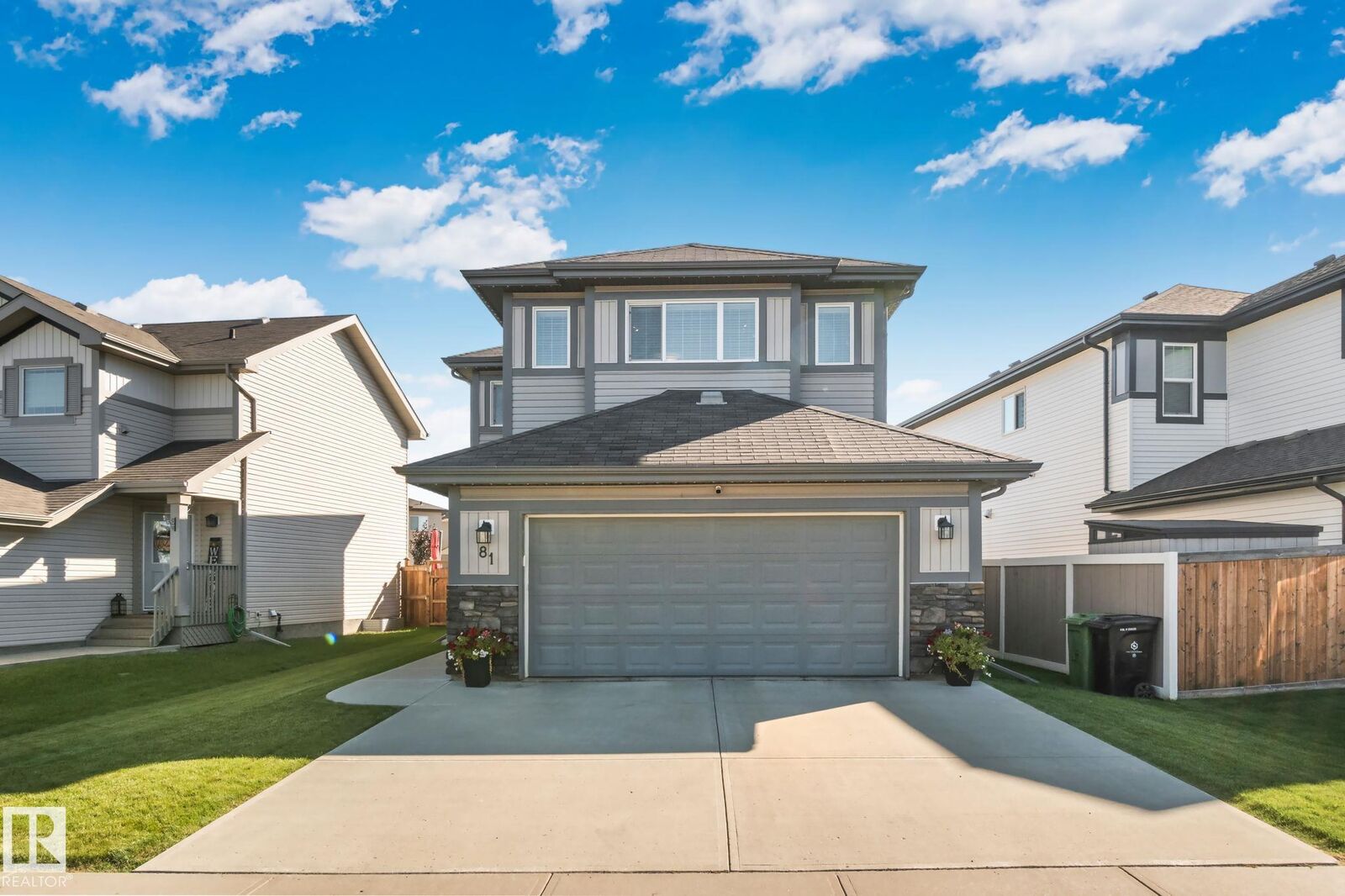 Property Photo:  81 Canyon Road  AB T8L 0W2 