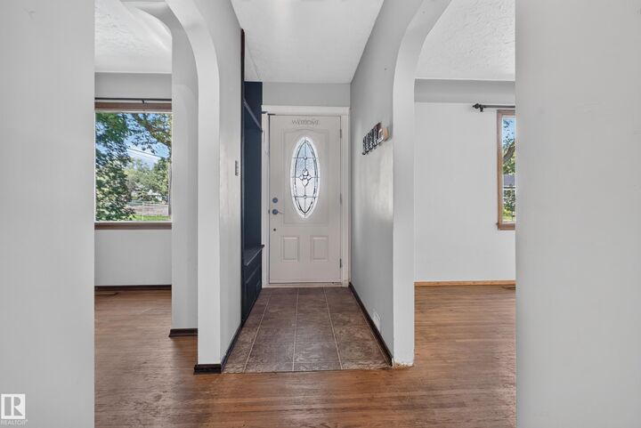 Property Photo:  13351 109A Avenue NW  AB T5M 2J5 