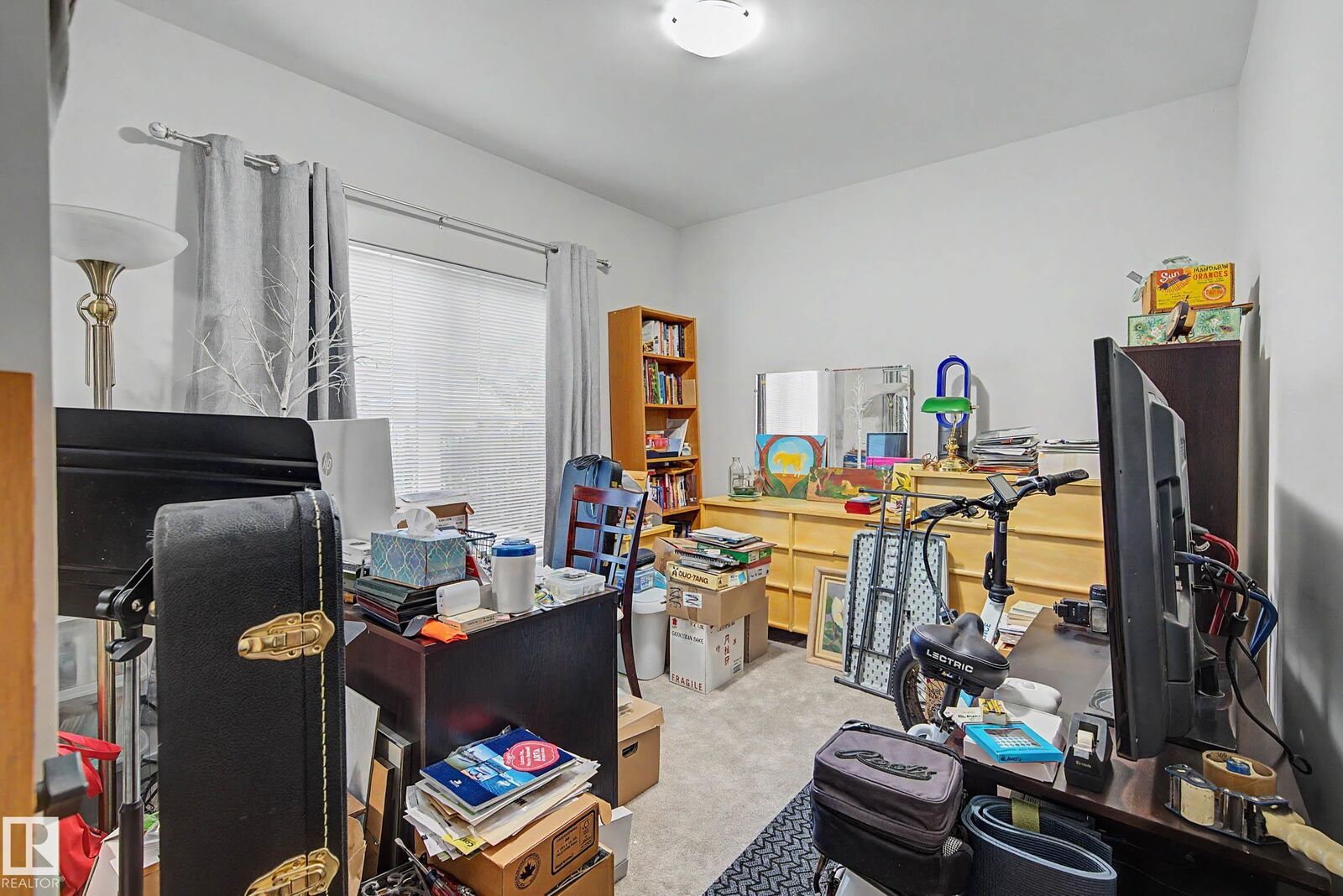 Property Photo:  5 St Louis Street 103  AB T8N 7T2 