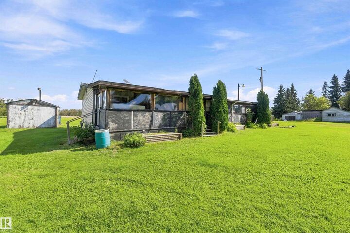 Property Photo:  52315 Rge Road 273  AB T7X 3R6 