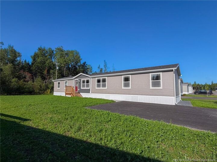 Property Photo: 37 Luanne Drive NB E3B 0Z5