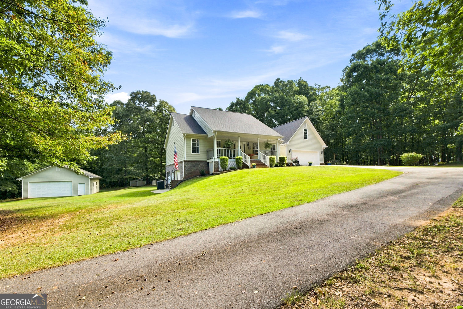 Property Photo:  540 Davis Road  GA 30248 