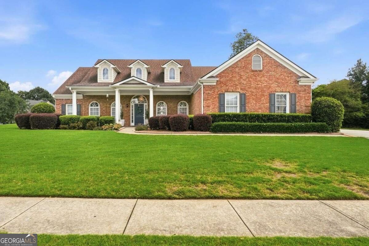 Property Photo: 1353 Arbor Bluff Court GA 30045