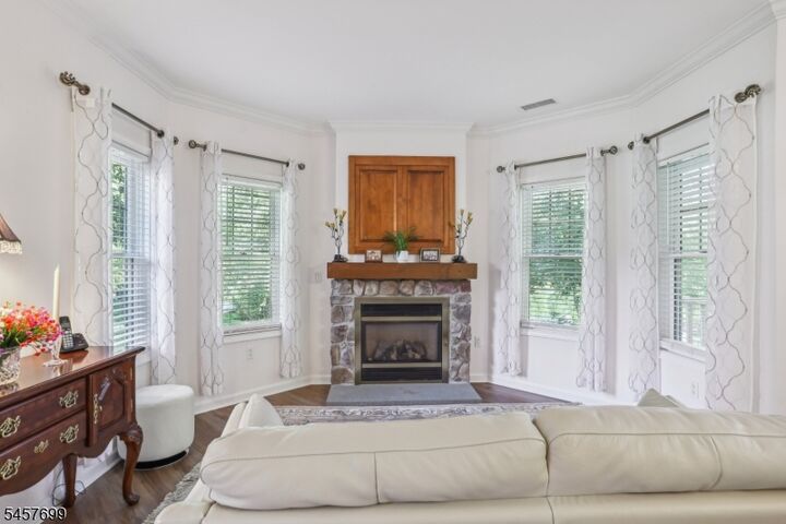 Property Photo:  3 Maple Cres 11  NJ 07462 