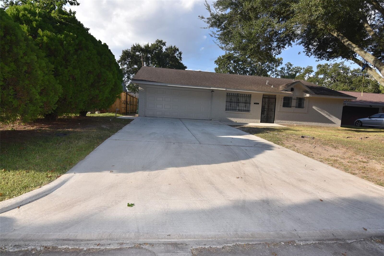 Property Photo:  6414 Grape Street  TX 77074 